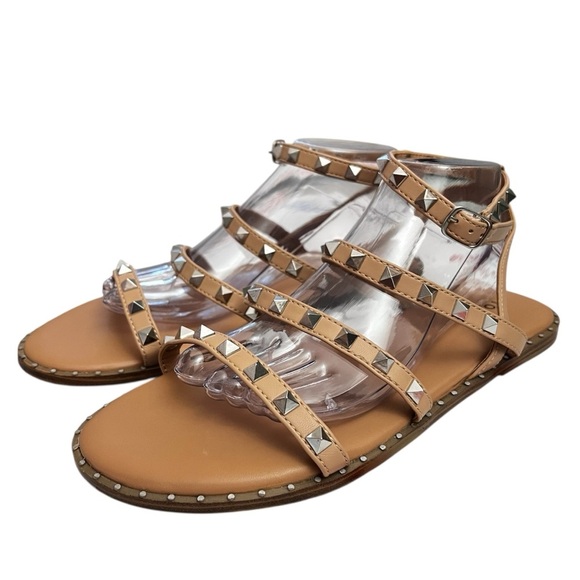 Torrid Women 9.5WW Beige Tan Studded Gladiator Strappy Boho Edgy Flat Sandals - Picture 4 of 9